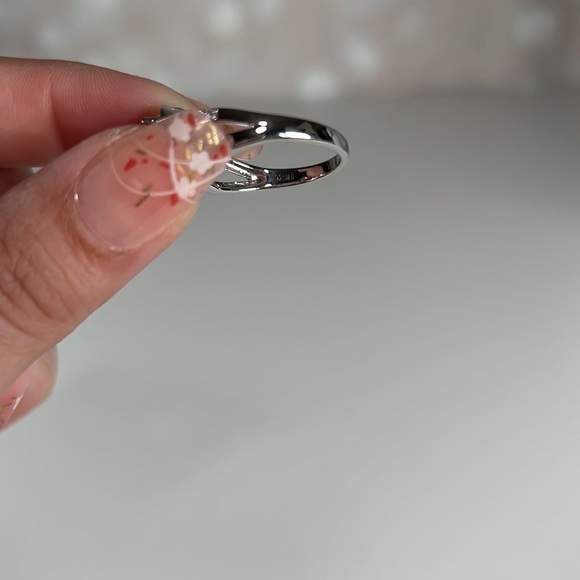 Lab Created Ruby & Emerald Ring Size 9 - Picture 10 of 10